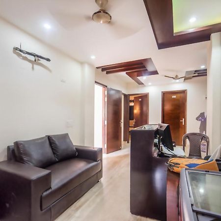 Fabhotel Mannat Residency Sec 52 구르가온 외부 사진