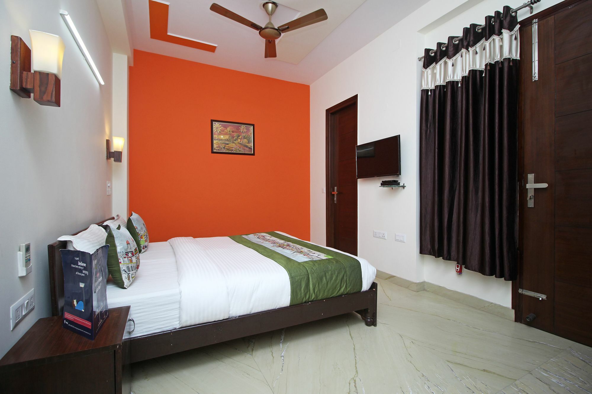 Fabhotel Mannat Residency Sec 52 구르가온 외부 사진