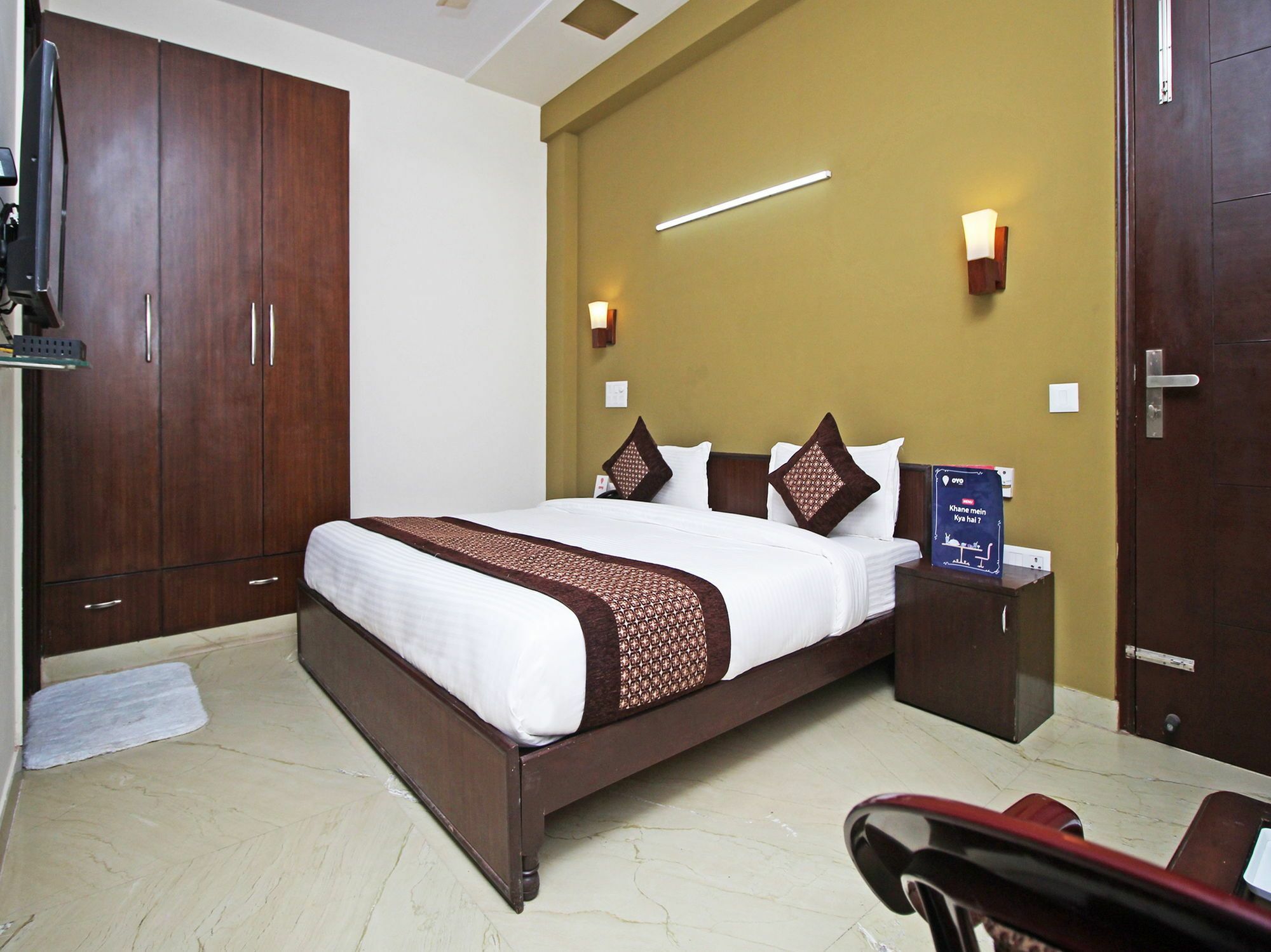Fabhotel Mannat Residency Sec 52 구르가온 외부 사진