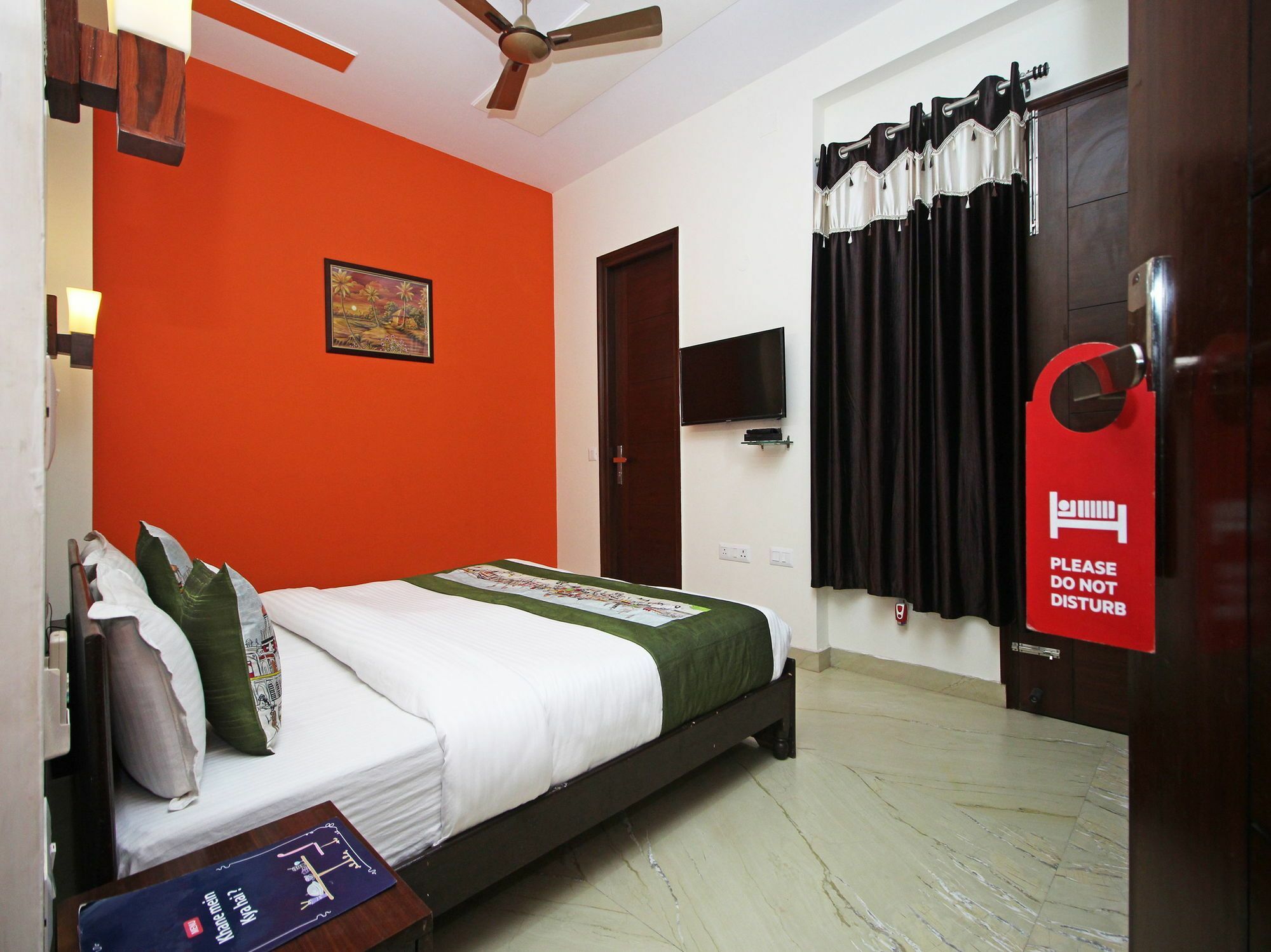 Fabhotel Mannat Residency Sec 52 구르가온 외부 사진